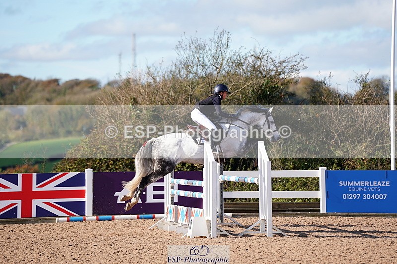 241027A-120208-02655 - SUN Cls 6 Pony Newcomers and 1m Open