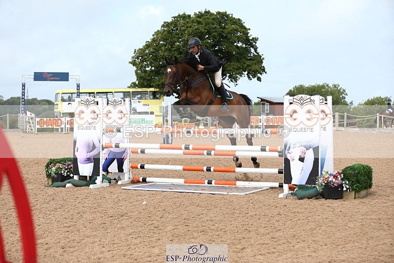 230812A-122841-08992 - Cls 32 Foxhunter