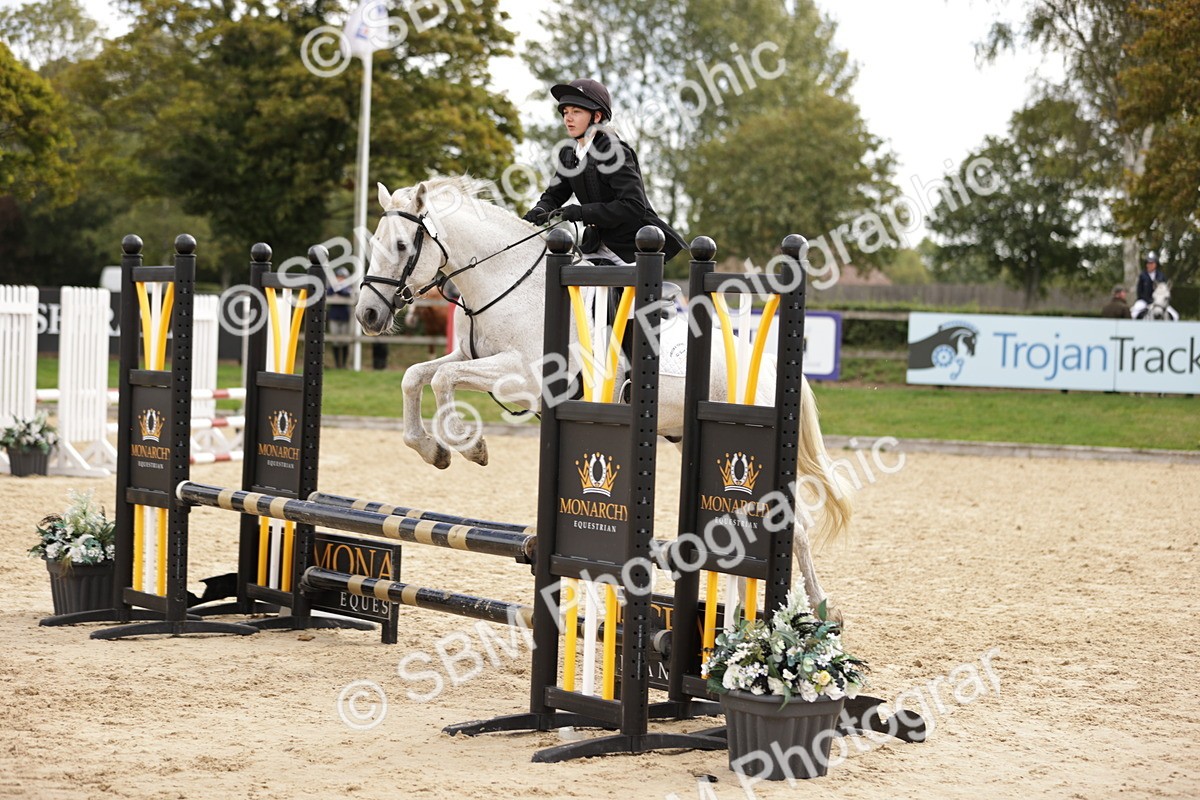 SBM_16631_J33 - Senior 75cm Championship - Michaela Camphell