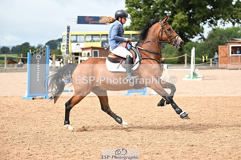 240908A-130244-03876 - Cls 15 U21 Intro 90cm-1.00m  Team Comp