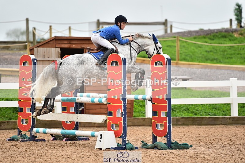 231028A-131638-01646 - Cls 4 Newcomers & 1m Open