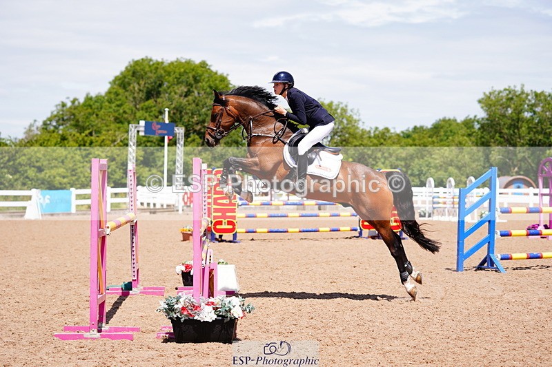 240629A-120512-05181 - Cls 18 Newcomers and 1m Open