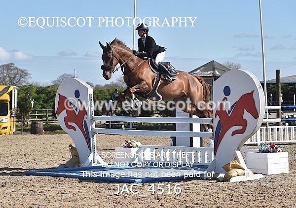 JAC_4516 - CLASS 11 SAT Andrew Hamilton Coach, RHS Foxhunter Championship Qualifier