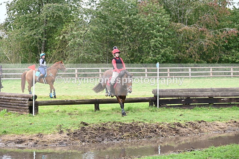 WJ6_5368 - Time at Photographer 12:31 to 12:40