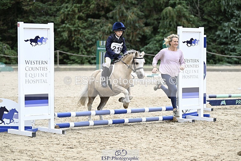 250820A-130222-06843 - Round 1, Start to 1.30pm Break