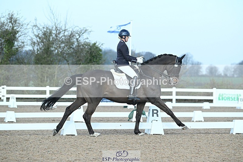 250403-082212-00341 - 018-Louise.Davison-Quamperfect
