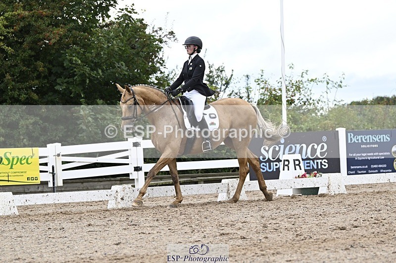 250907-170413-10892 - 054-Amy.Louise.LloydDiva.Royale