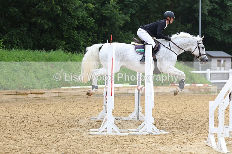 3E7A5522 - Class 4: Senior British Novice/90cm open