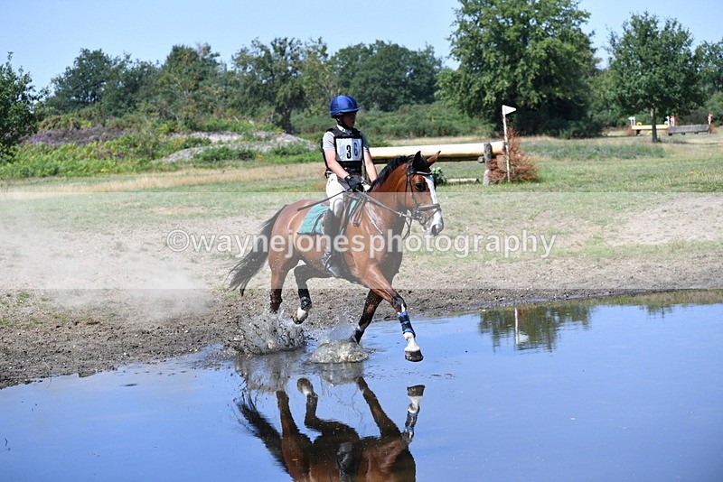 WJ5_2824 - XC Time 12:35 to 12:59