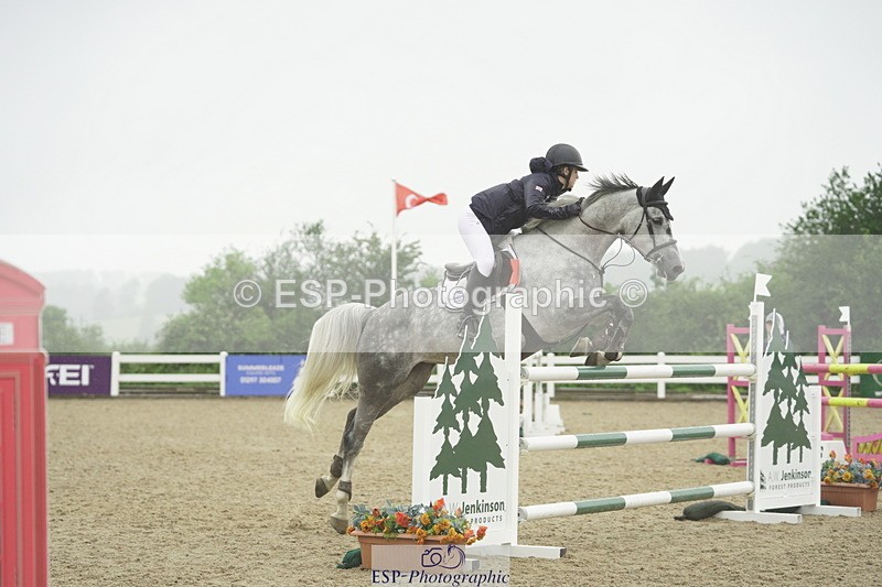 230722A-121942-09060 - Cls 19, 1 Star Silver 1.20m