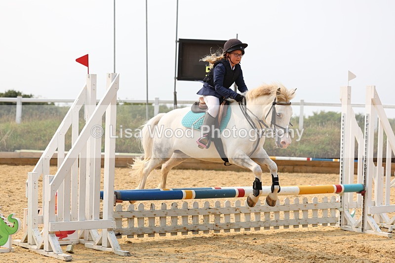 3E7A2776 - Class 10: Junior 60cm