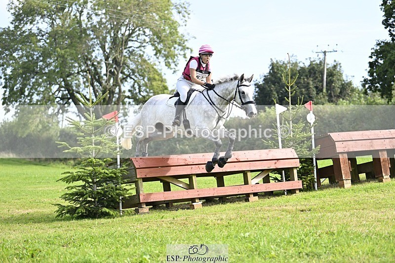 240831A-104848-00441 - 053-Lydia.Steele-FOLLYS.HERO