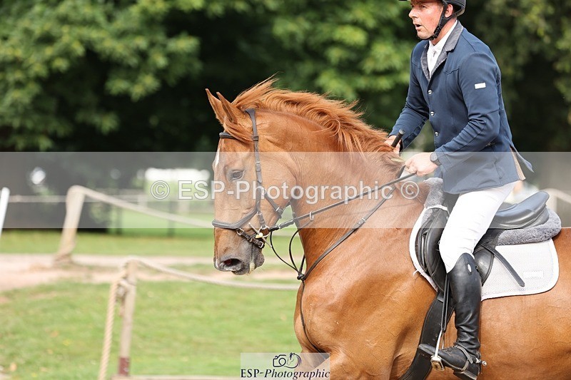 240817-095918-00482 - 02A Snr Brit Nov