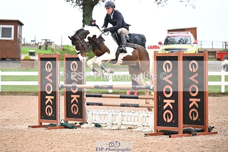 251105-124730-00543 - Cls 04 Newc & 1.10m Open