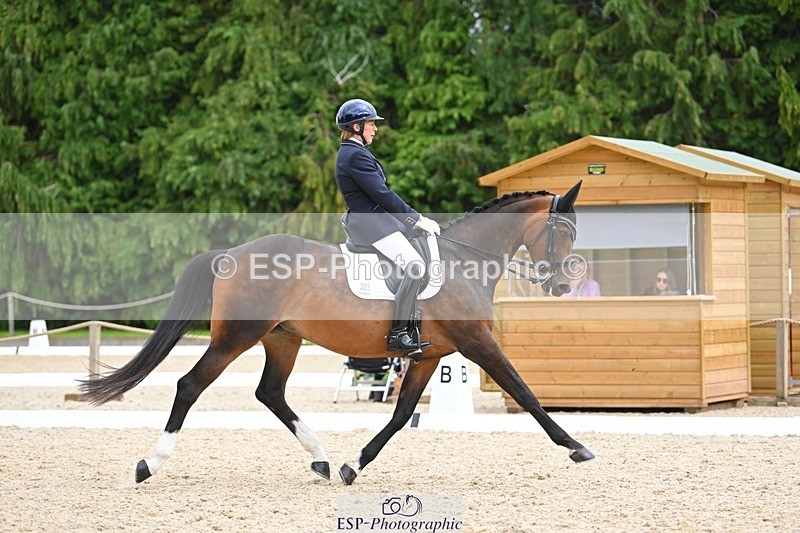 230813-152309-08196 - Cls 14 Medium Silver Start to 16.25 break