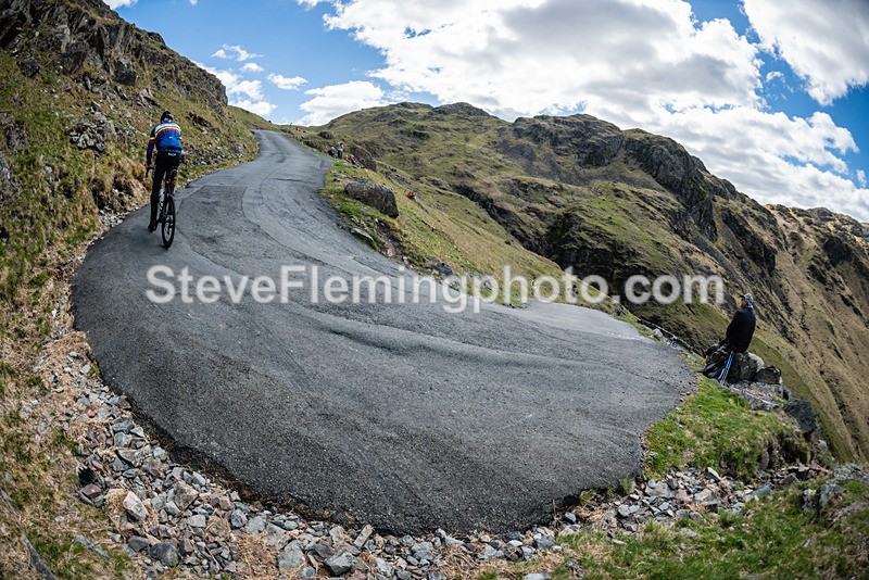 114201 - Hardknott Hairpin 11.00 - 12.00
