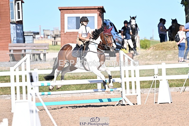 250708A-174846-00353 - 80cm Classes