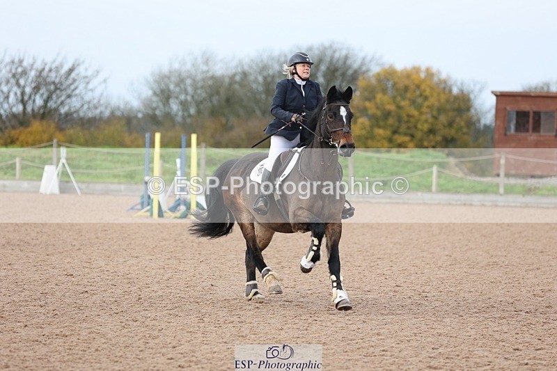 241117X-092544-03338 - Cls 25&26s 70cm