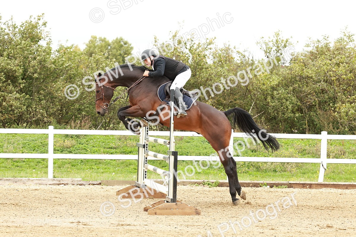 1I0A7706 - Class 4 - Senior Newcomers 1.10m