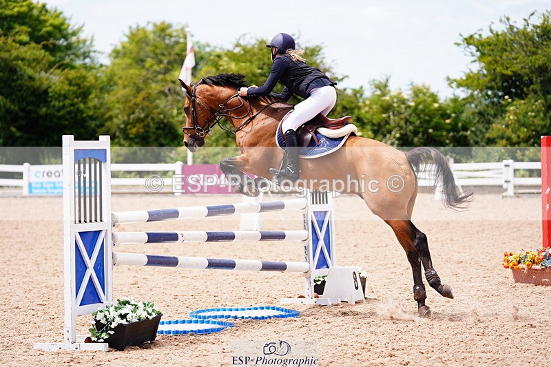 240629A-125302-05481 - Cls 18 Newcomers and 1m Open