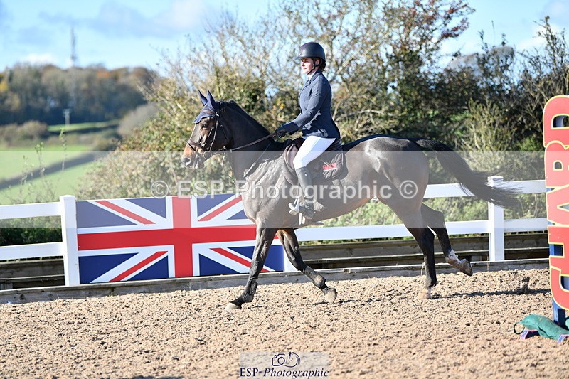 231110A-131734-00512 - Cls 5 Newcomers & 1.10m Open