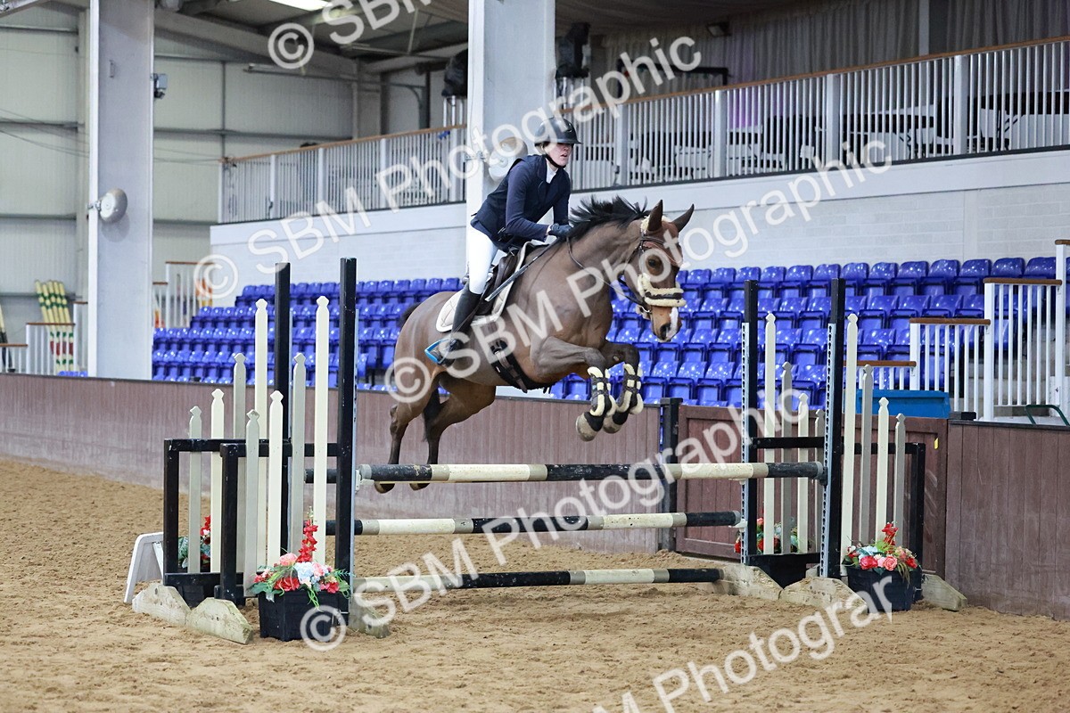 SBM_002820 - Class 9 - Equissage Pulse Senior BritiNovice/ 90cm Open