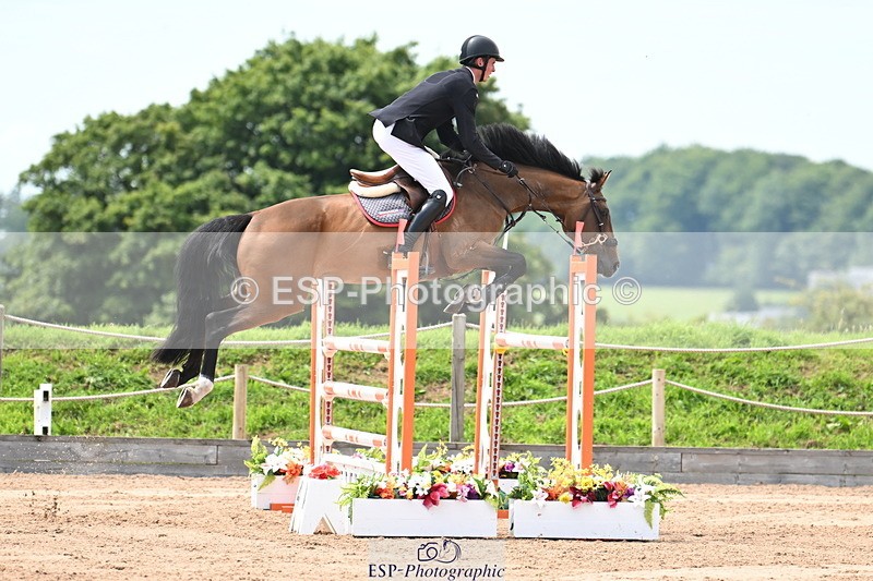 240718A-141113-05912 - Cls 33, YH 7 Yr Olds 1.30m