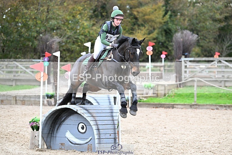 241117-141515-04490 - Cls 3 90-95cm 14.00 to 15.00