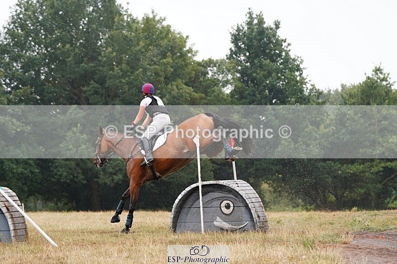 250803A-131138-13793 - M-576-Ella.Otto-SUMMERBRIDGE.TIPP