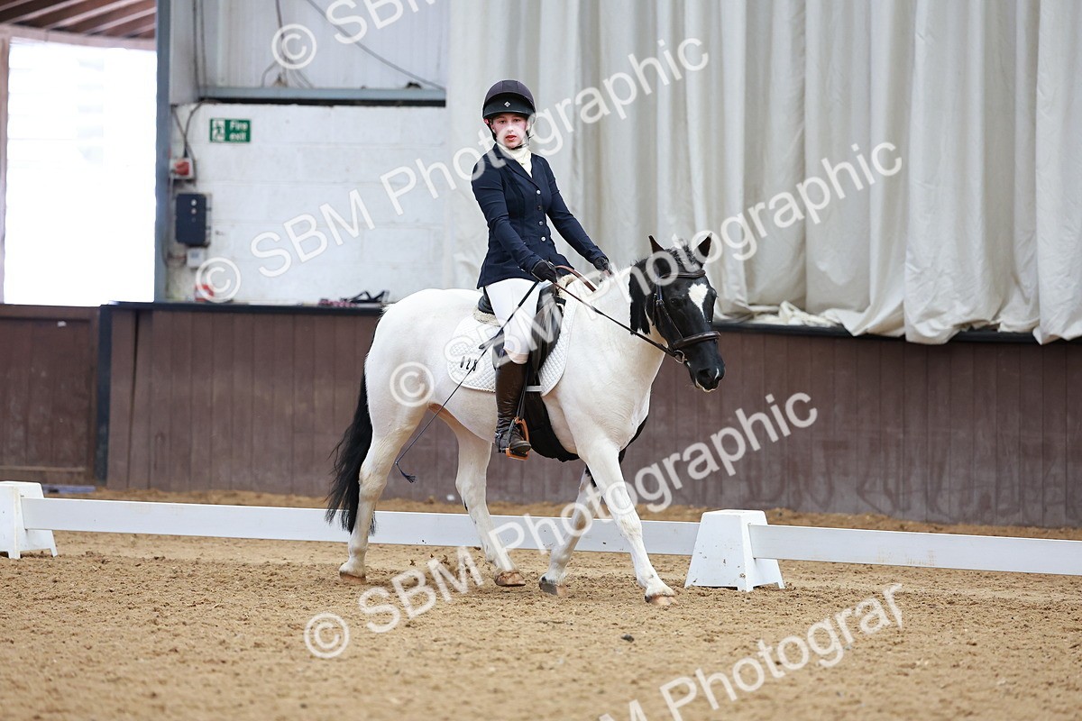 SBM_002909 - Class 14 - Novice 2