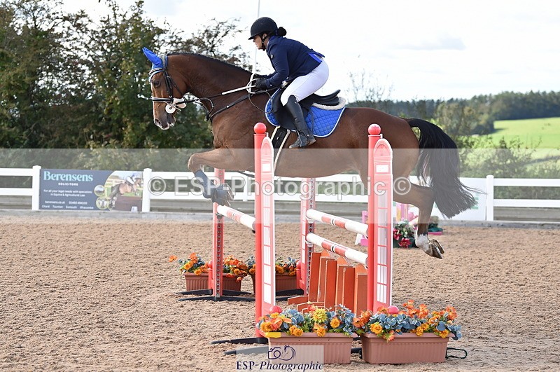 231015A-134108-08393 - Cls 25 95cm Amateur Q 2nd R