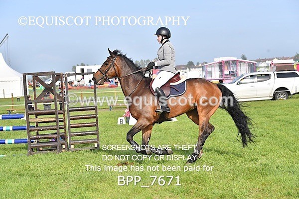 BPP_7671 - CLASS 6 Nisbets Fresh From The Farm & The Golf Inn 1.00m Amateur Championship