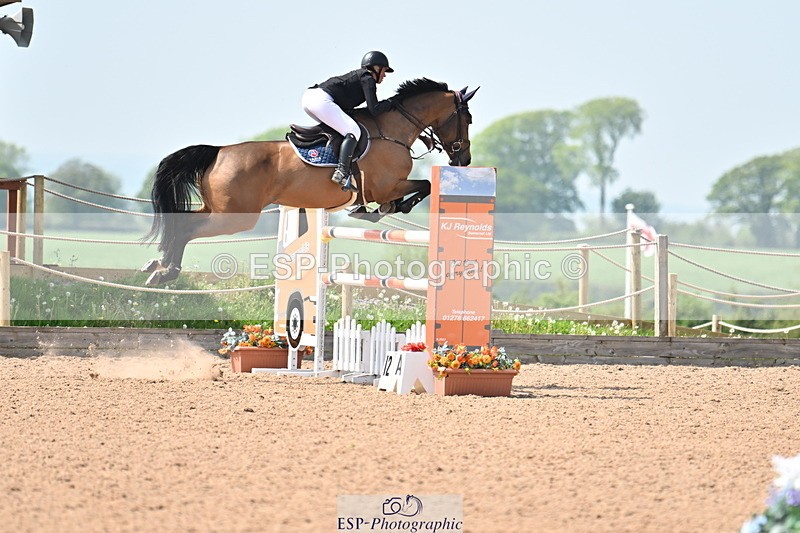 240510A-142713-08043 - Cls 23 Talent Seeker Inc 7yr old 14.10 to Finish