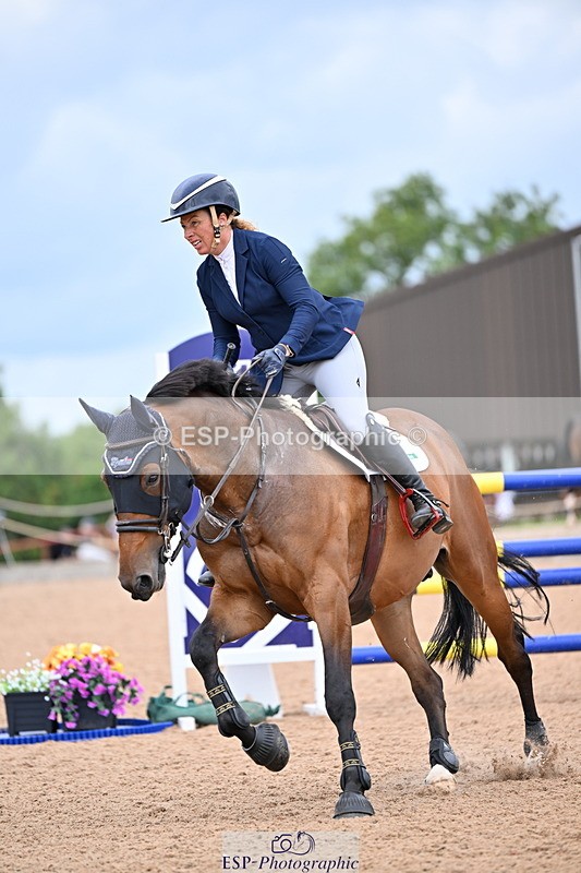 240726A-132949-01440 - Cls 3 Snr Foxhunter