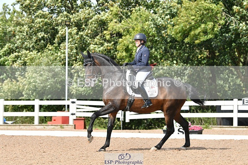 250906-140320-03064 - 055-Hilary.JanionSir.Wilhelm