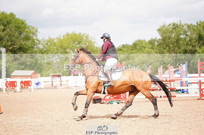 240804A-124200-10884 - Cls 51 1.05m Amateur Qualifier