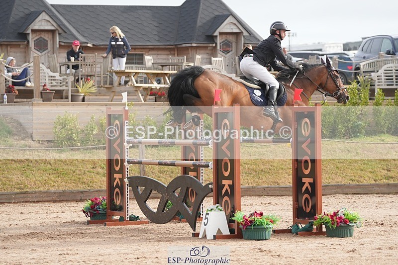 250718-081914-08410 - Cls 18, 1 Star Gold Tour