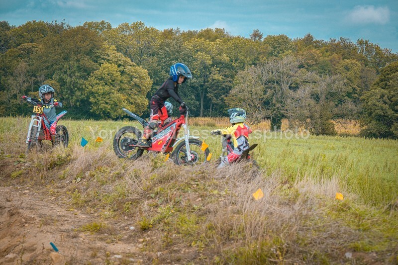 DSCF0287 - Ripon MC Trial 27/09- kids