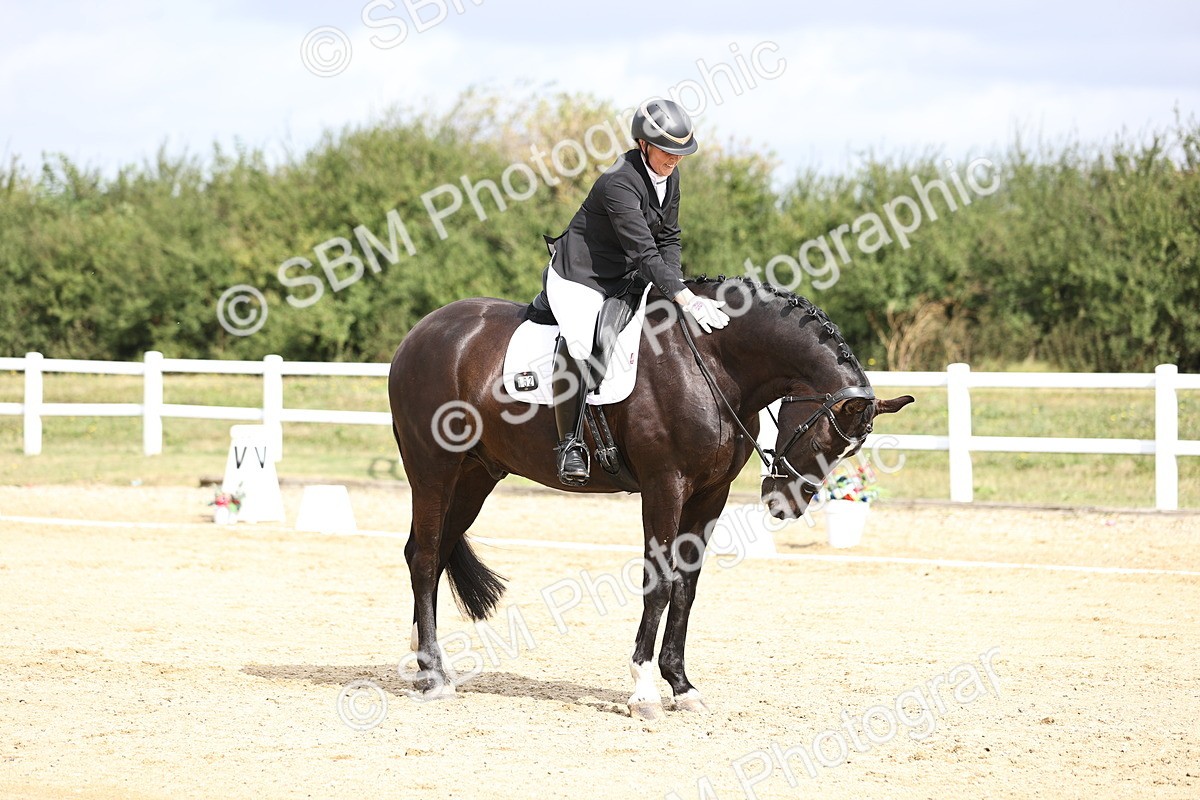 SBM_016147 - Class 14 - Novice 23 - 10.29-11.32