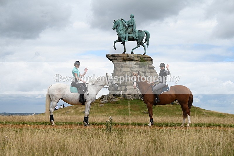 DSC_7131 - Time at Statue 12:45 to 13:15