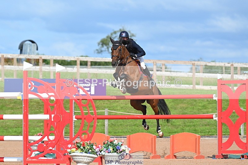 230721A-170312-07955 - Cls 10, 2 Star Big 1.45m Break to End