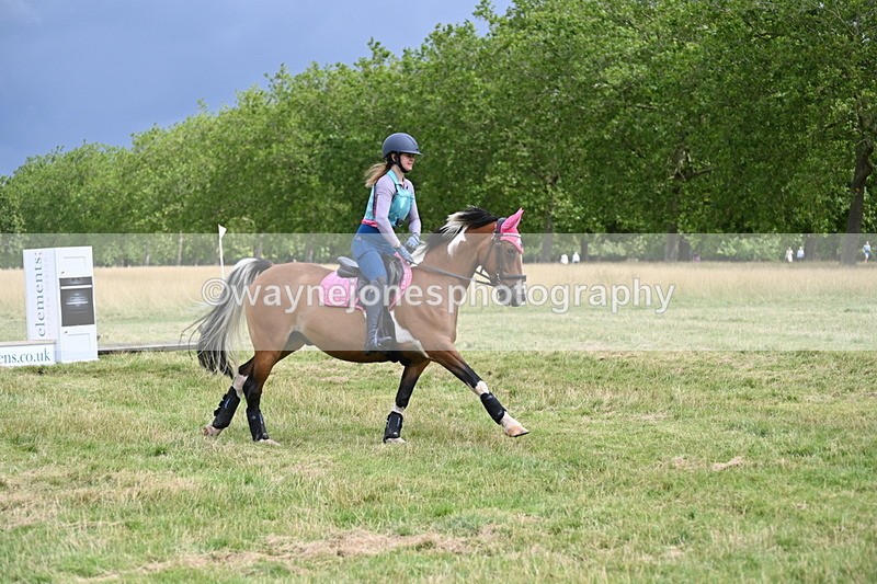 WJ6_2728 - Time at Jump 11:06 to 11:40