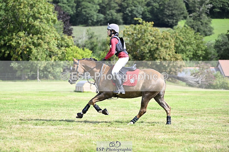 240825X-111035-32456 - 70cm XC 11.00 to 12.00