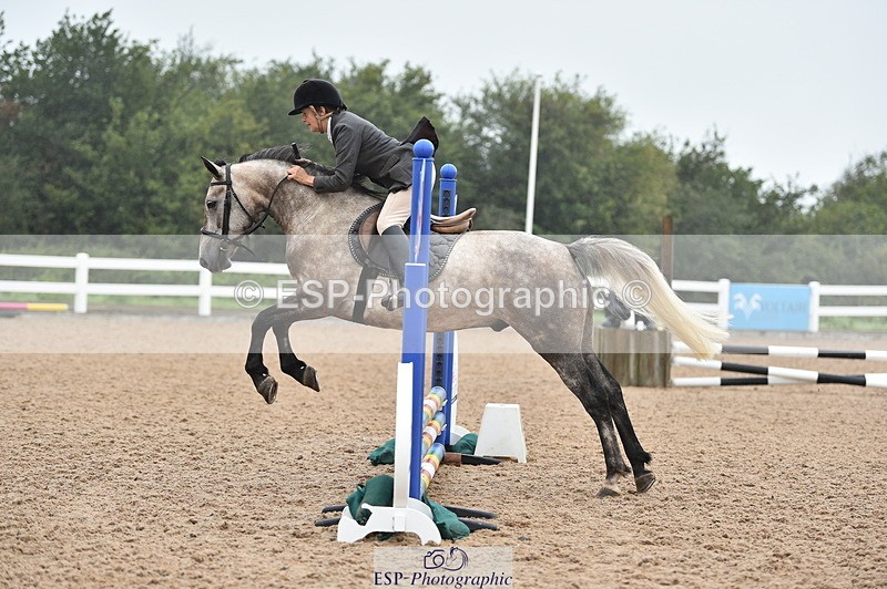 220829A-145824-00008 - Clear Round & 60cm  1a - 1b