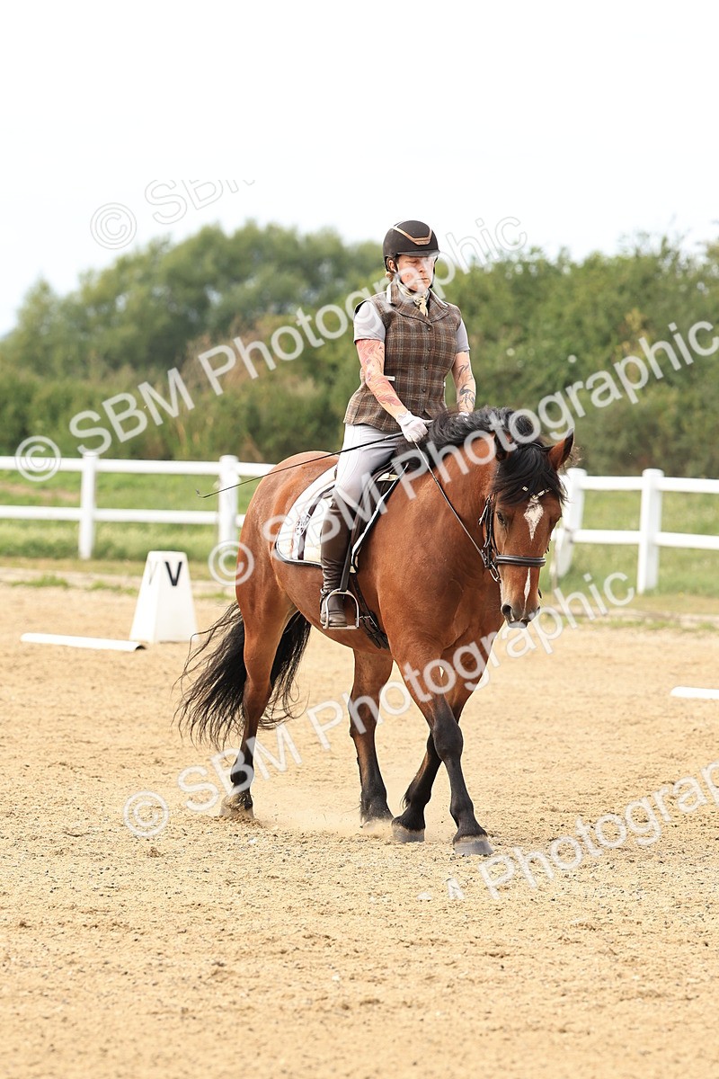 SBM_000499 - Class 4 - Novice 5