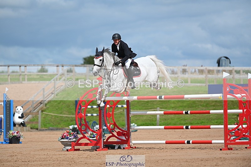 230721A-153424-07312 - Cls 10, 2 Star Big 1.45m Start to break