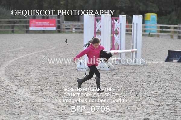 BPP_0706 - HOBBY HORSE SHOWJUMPING CLASSES