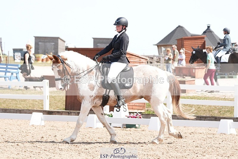 250817-123522-09137 - 161-Isabel.LawsonIn.the.pink