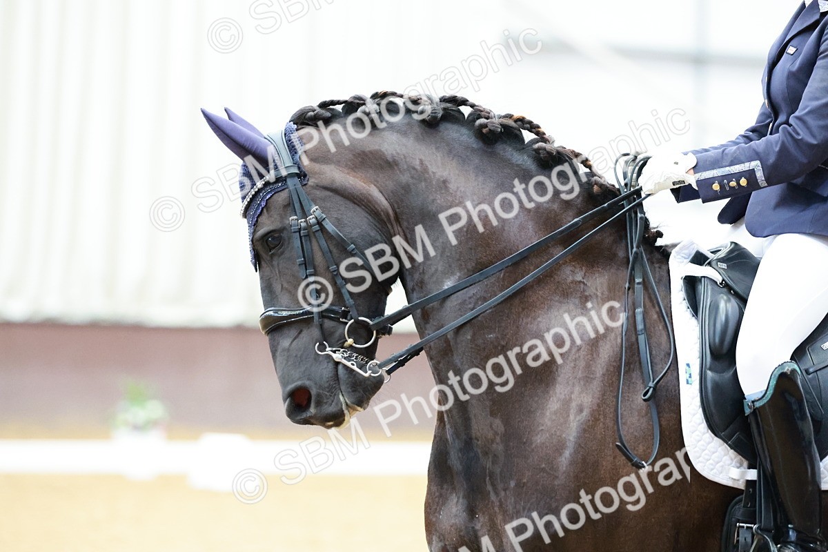 SBM_005866 - Class 3 - Medium 6 - 14.40-15.52