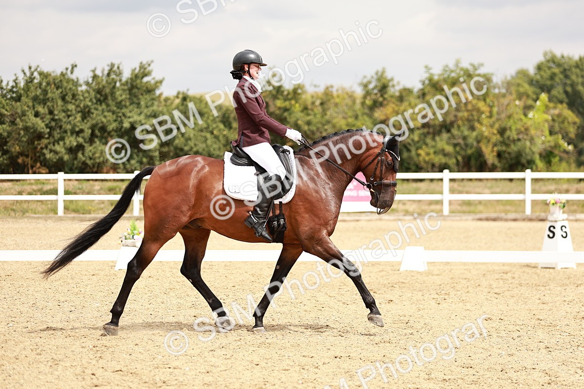 SBM_003101 - Class 6 - Novice 6 Silver - 11.34-12.20